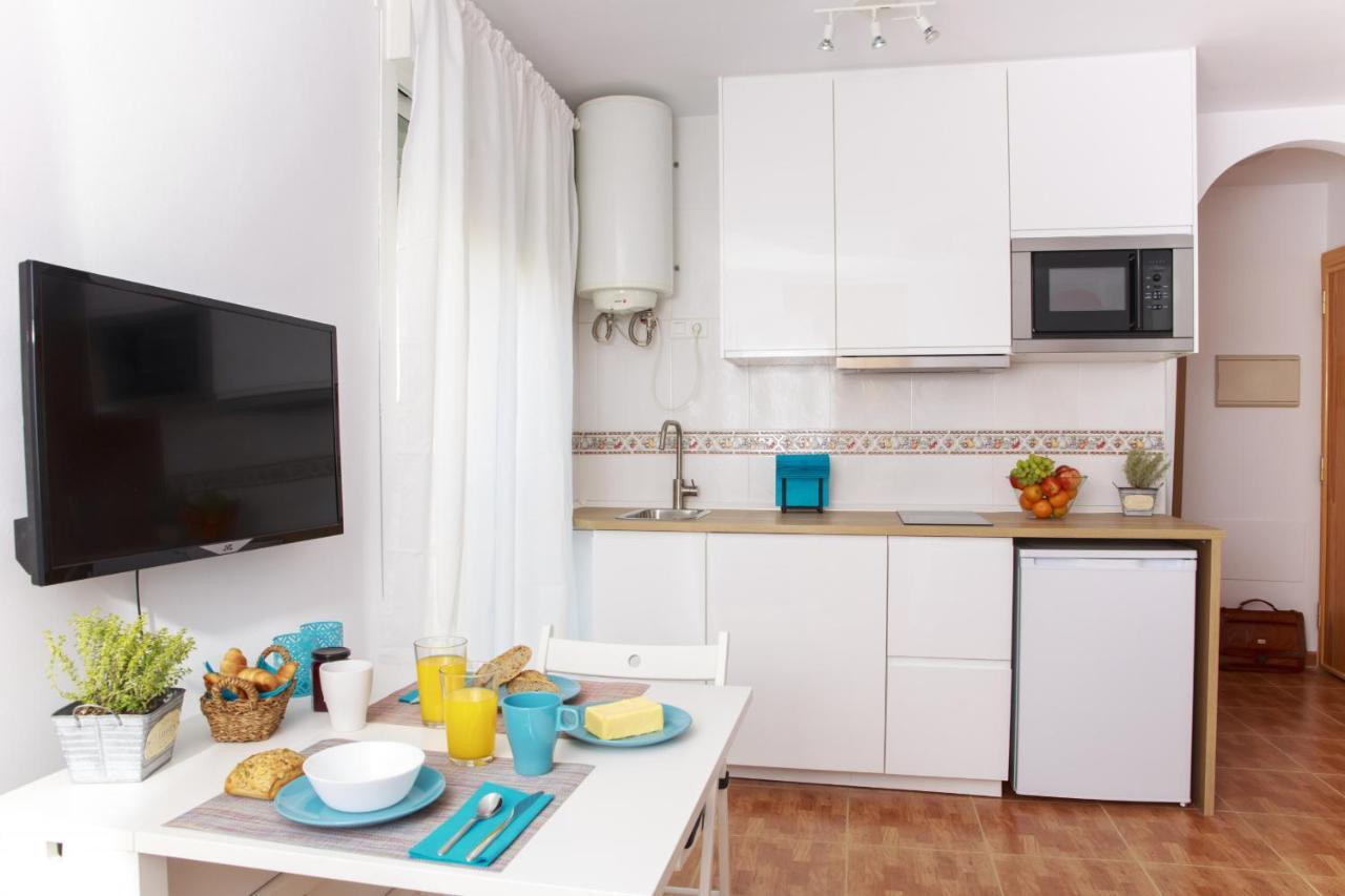 Sea & Wave Ventura Studio Apartment Málaga Eksteriør bilde